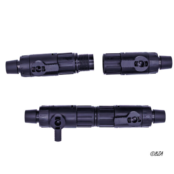 Two 16/22mm aquarium quick disconnect valves shown assembled and separated, highlighting twist-lock ends and shutoff features