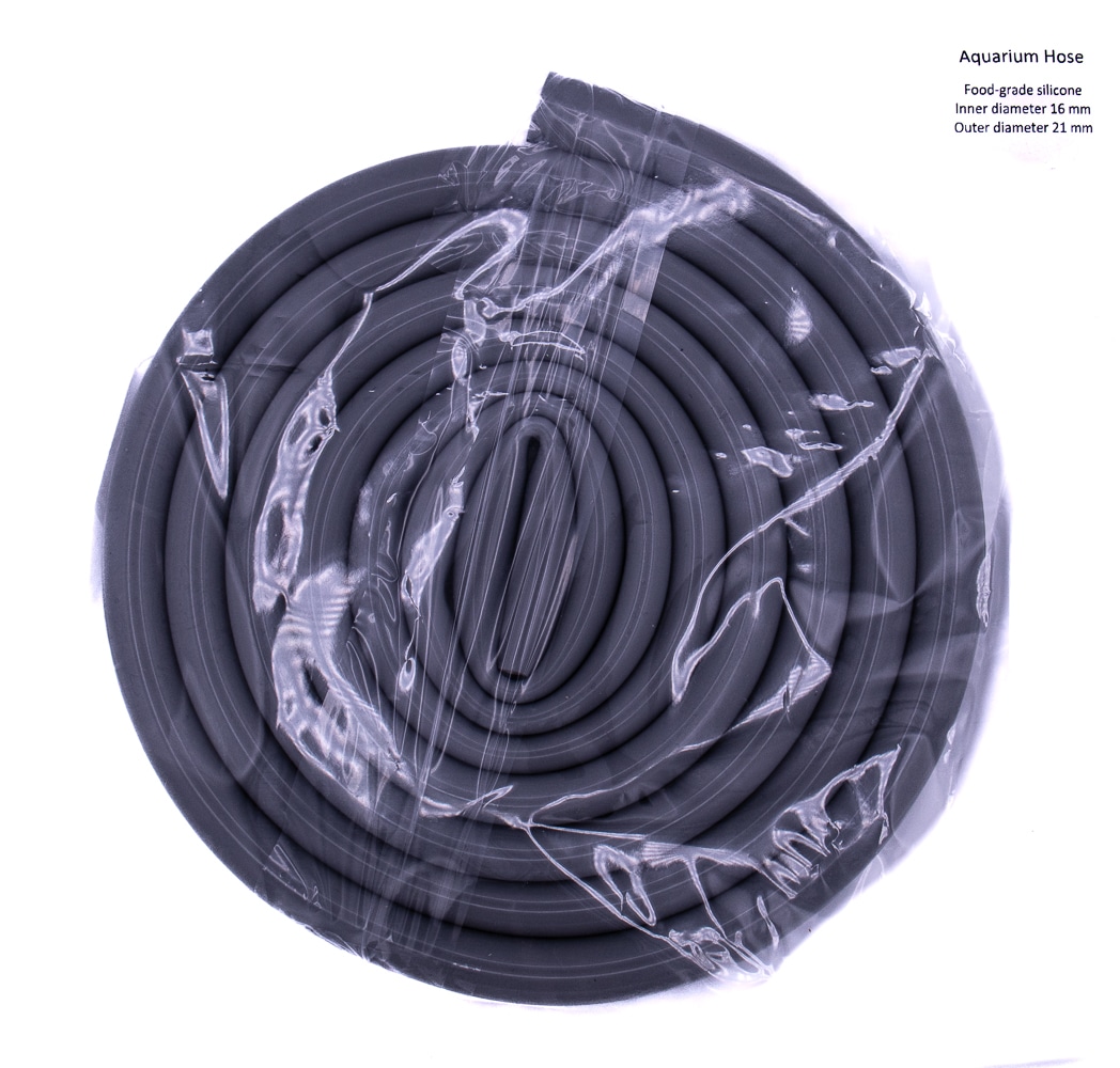 Coiled 3-meter aquarium silicone tubing in dark gray, packaged in clear plastic. Size 16 mm ID × 22 mm OD, food-grade material.